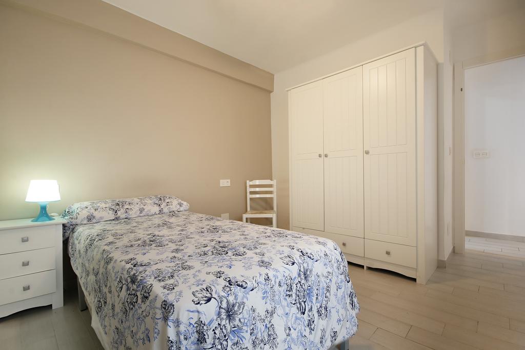 Apartment Capuchinos Málaga Zimmer foto