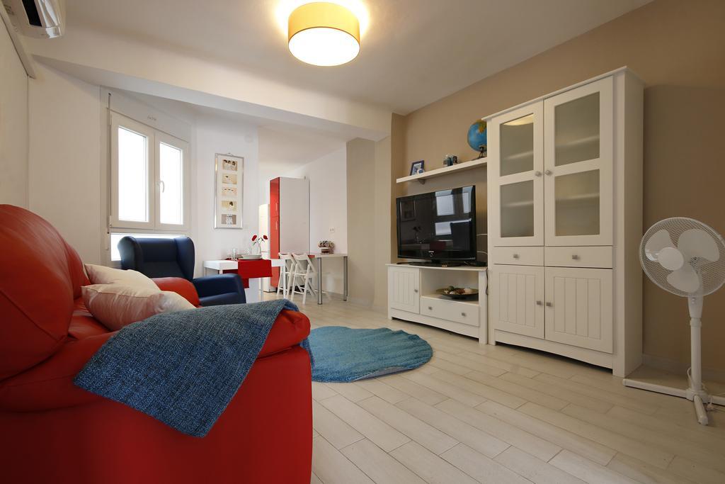 Apartment Capuchinos Málaga Zimmer foto